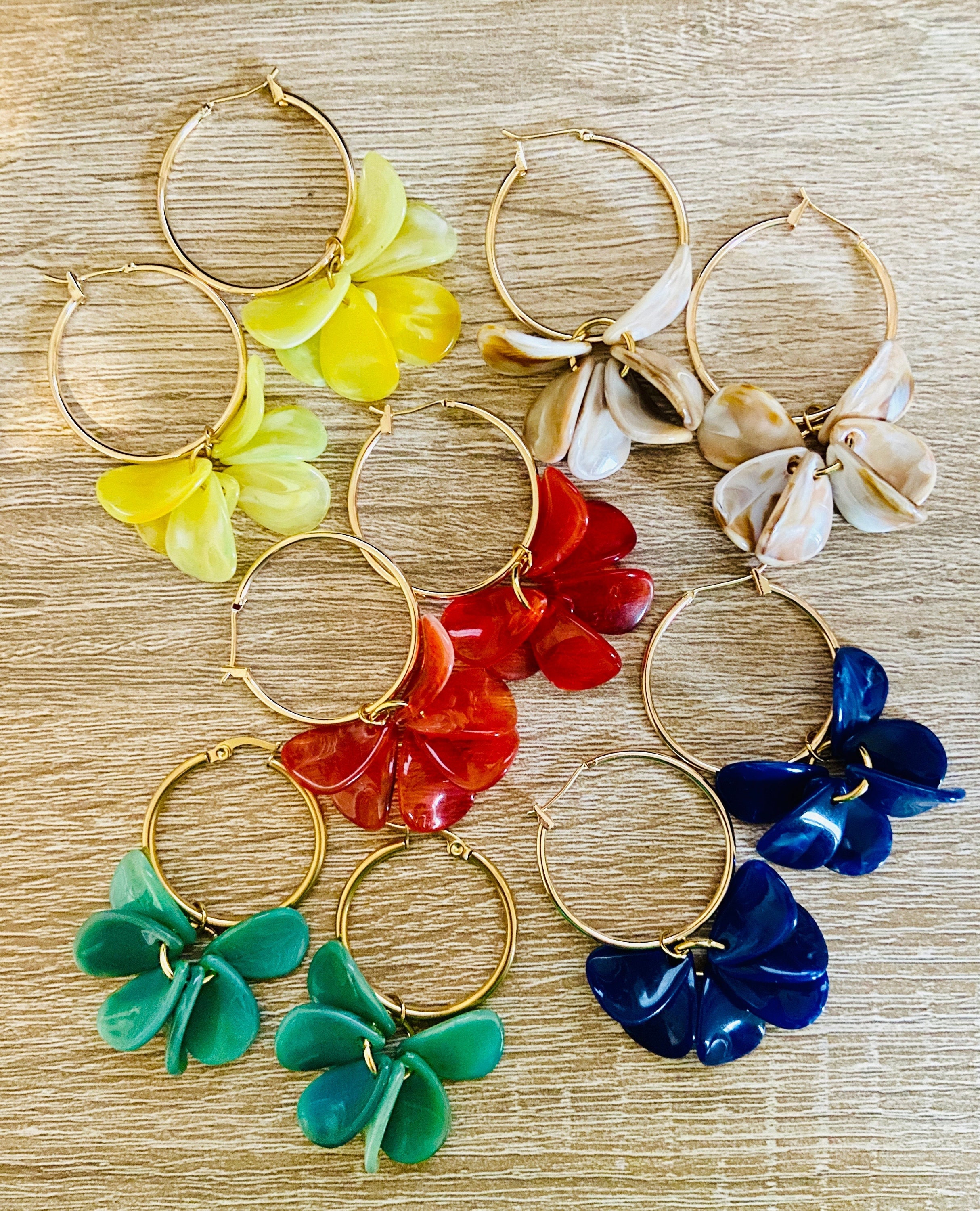 Flower Hoop Earrings// Flower Earrings// Polymer Clay Earrings// Autumn  Earrings// Winter Earrings// Clay Hoop Earrings. - Etsy | Polymer clay  flower jewelry, Polymer clay jewelry, Clay jewelry
