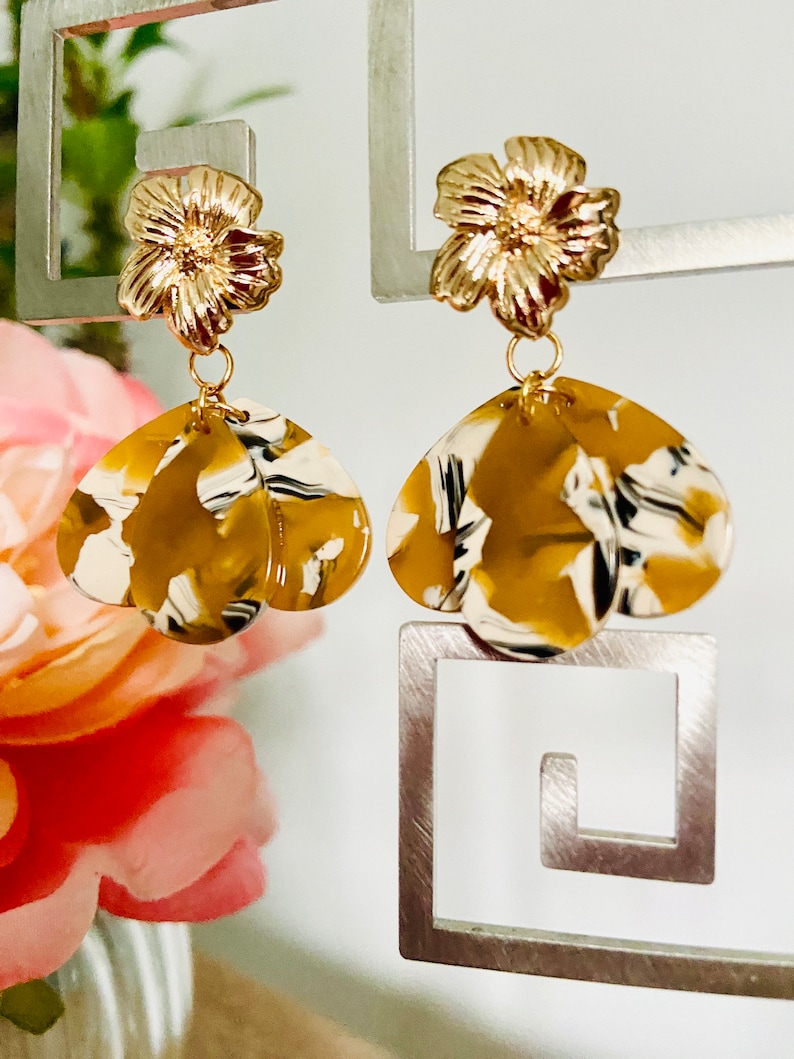 GLORIA earrings with acetate petals and Sézane-inspired stainless steel stud earrings, handmade image 8