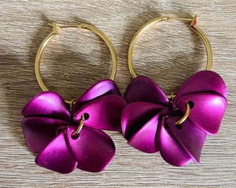 Boucles d’oreilles créoles FANNY à pétales violets de style Sézane fabriquées à la main