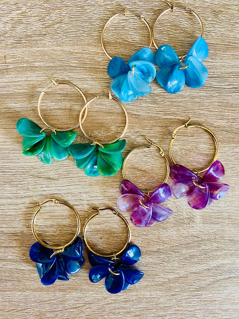 FANNY hoop earrings with smooth flower petals in marbled effect acrylic, Sezane-inspired, handcrafted image 9