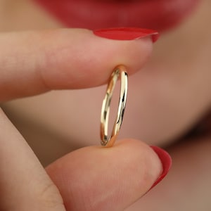 14k Gold 1.5 mm Dome Yellow Gold Polished Wedding Band, Custom Engraved Rings Wedding Band, Comfort Fit, Men&#39;s Women&#39;s Wedding Ring