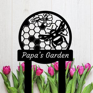 Bee Garden Stake Sign Personalized, Metal Garden Sign with Stakes,  Garden Bee Metal Sign, Gardening Gifts, Metal Yard Decor, Gardener Decor