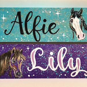 Personalised Handmade Horse Nameplaques & Stable Signs Custom (Glitter)