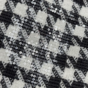 Reese Twirl White & Black Houndstooth