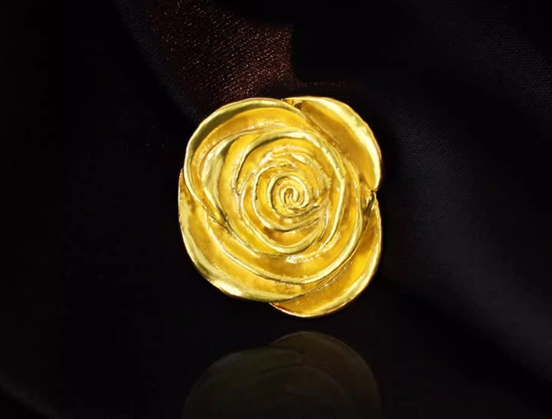 Gold Camelia Metal Alloy Buttons In 3 Sizes. image 2