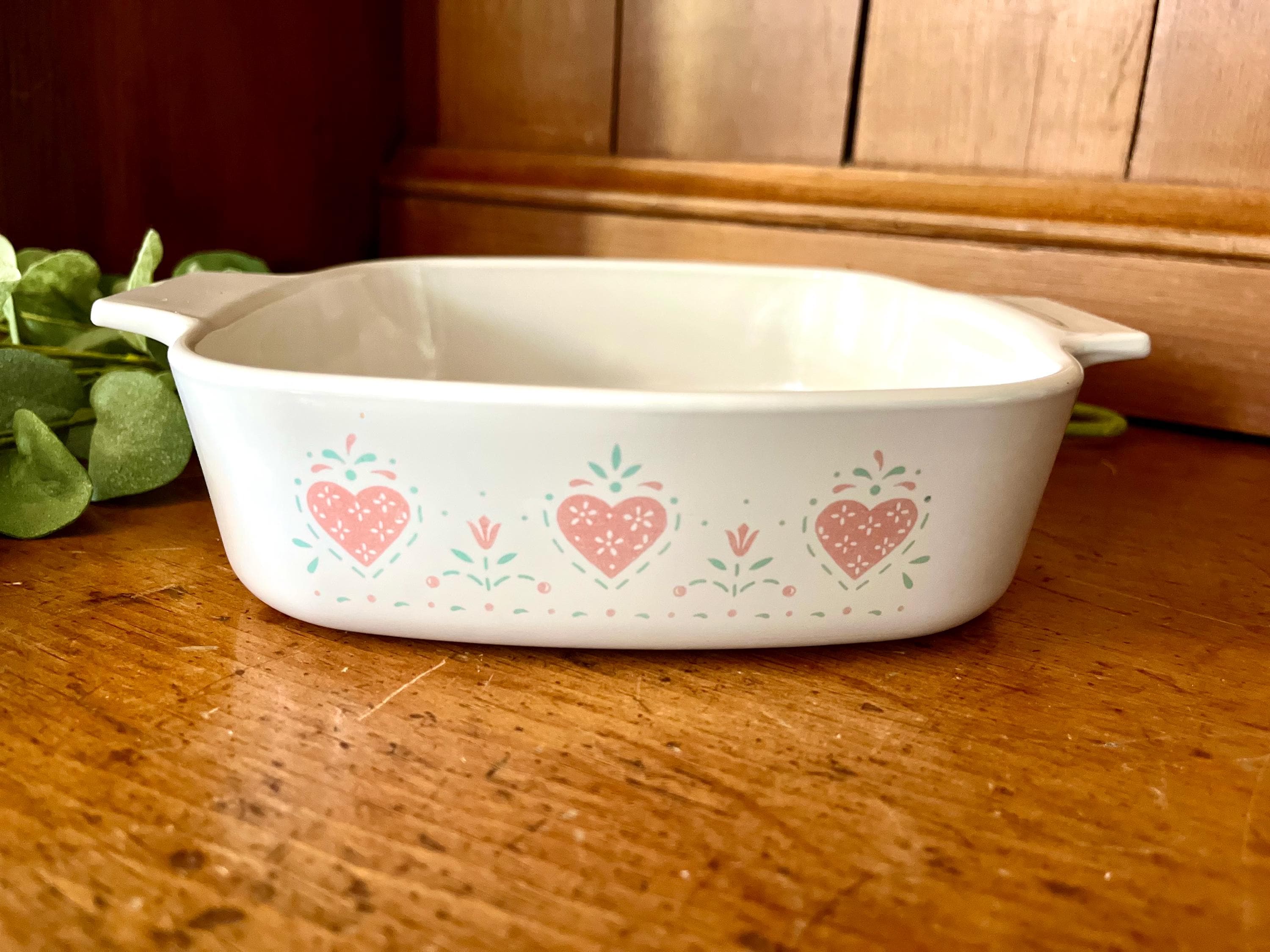 Vintage Corningware Forever Yours Casserole Dish: Pink Stitched