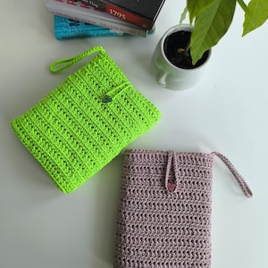 Gehaakte boekdeken, boekhoes, tabletomslag, bijbelomslag, boekenkast, gehaakte boekhoes, leuke en zachte handgemaakte boekhoes