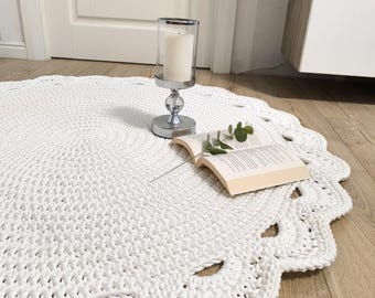 Runder Häkelteppich in Weiss oder anderer Farbe