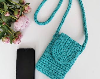 Cellphone cross bag, Crochet mini cross bag, phone bag, crochet cell phone holder, scratch protection phone bag