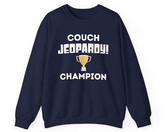 Sudadera de campeón de Jeopardy! en el sofá