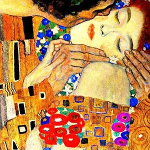 Może przedstawiać: Szczegół z obrazu Gustava Klimta, "Pocałunek". Dzieło przedstawia parę obejmującą się, z twarzą mężczyzny zasłoniętą. Twarz kobiety jest widoczna, ozdobiona kwiatami. Obraz charakteryzuje się złotymi, żółtymi, czerwonymi i niebieskimi odcieniami.