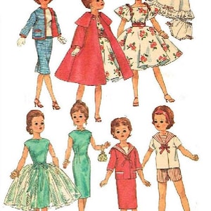 Puede incluir: Ilustración vintage con siete muñecas vestidas con diferentes atuendos. Las muñecas visten vestidos, trajes y abrigos en varios colores, incluyendo rojo, azul y verde. Los atuendos tienen temas florales y náuticos.