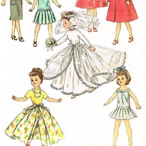 Puede incluir: Ilustración vintage de muñecas de papel con varios atuendos. Las muñecas están representadas con vestidos, un abrigo y un vestido de novia. La paleta de colores incluye tonos de verde, rojo, amarillo y blanco. También se incluyen patrones de vestidos.