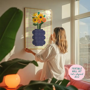 Impresión artística de jarrón de flores para descargar, decoración danesa en tonos pastel, póster de jarrón de flores, colores de dopamina, decoración maximalista, impresiones artísticas de moda