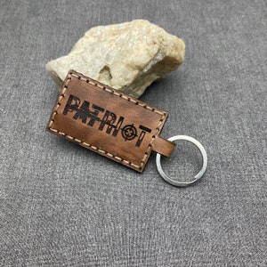 PATRIOT USA United States American Flag 2nd Amendment Leather Keychain