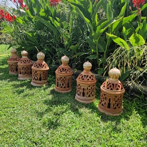 Céramique artisanale d'Andalousie, lanterne de jardin ou de terrasse, petite taille, design original de style arabe par DERIMAR céramique. image 1