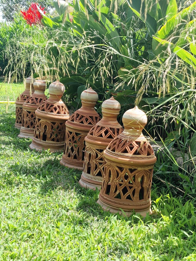 Céramique artisanale d'Andalousie, lanterne de jardin ou de terrasse, petite taille, design original de style arabe par DERIMAR céramique. image 3
