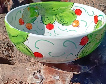 Bowl / bowl 17 centimeters wide by 6 high, handmade ceramic, hand-painted in the Cactus collection.