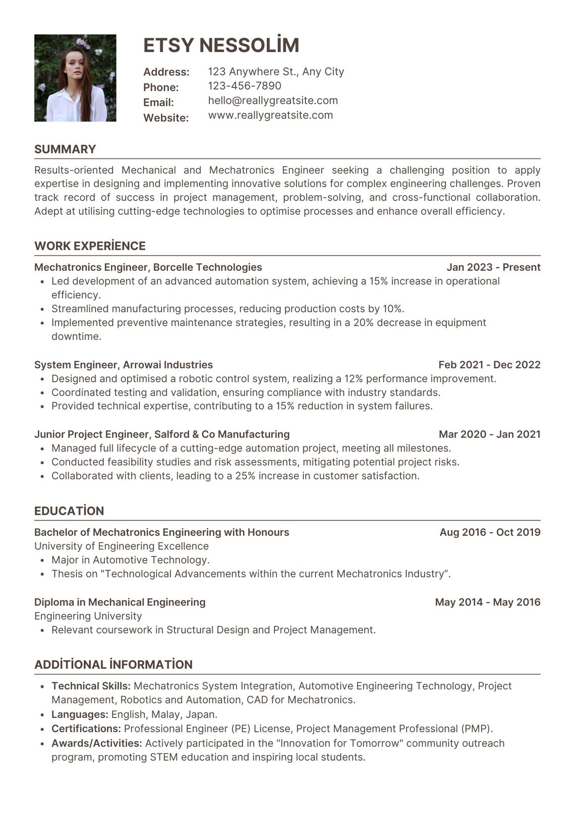 Basic Resume Example, Clean Template Canva, Minimalist Resume Template ...