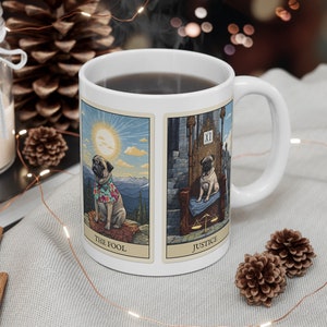 Caneca 11oz, Design de Tarô Pug, Caneca Amante de Cachorro, Xícara de Chá de Animal Bonito, Presente para Leitor de Cartas de Tarô, Caneca de Café de Cerâmica, Presente para Donos de Animais de Estimação