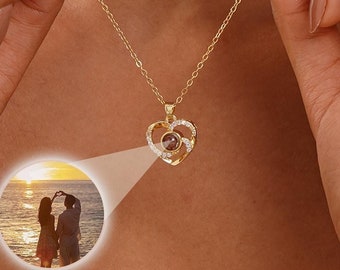 Personalised Photo Projection Necklace, Memorial Picture Gift for Mom, Projection Jewellery for Women, Birthday Gift, Christmas Gift for Her