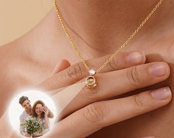 Projection Necklace with Diamond, Picture Jewelry, Picture Necklace, Memorial Necklace for Mom, Necklace for Women, Birthday Gifts for Her