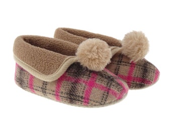 1950s-Inspired Granny Slippers - Various Sizes - Vintage Scottish Comfort - BT1570