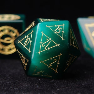Dark Green DND Dice Set for Birthday Gift, Cat&#39;s Eye Sharp Edge D&D Dice Set, Dungeons and Dragons Polyhedral RPG Gemstone Dice Set