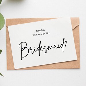 Personalisierte Will You Be My Bridesmaid Postkarte & Umschlag. Verschiedene Rollen sind vorhanden.