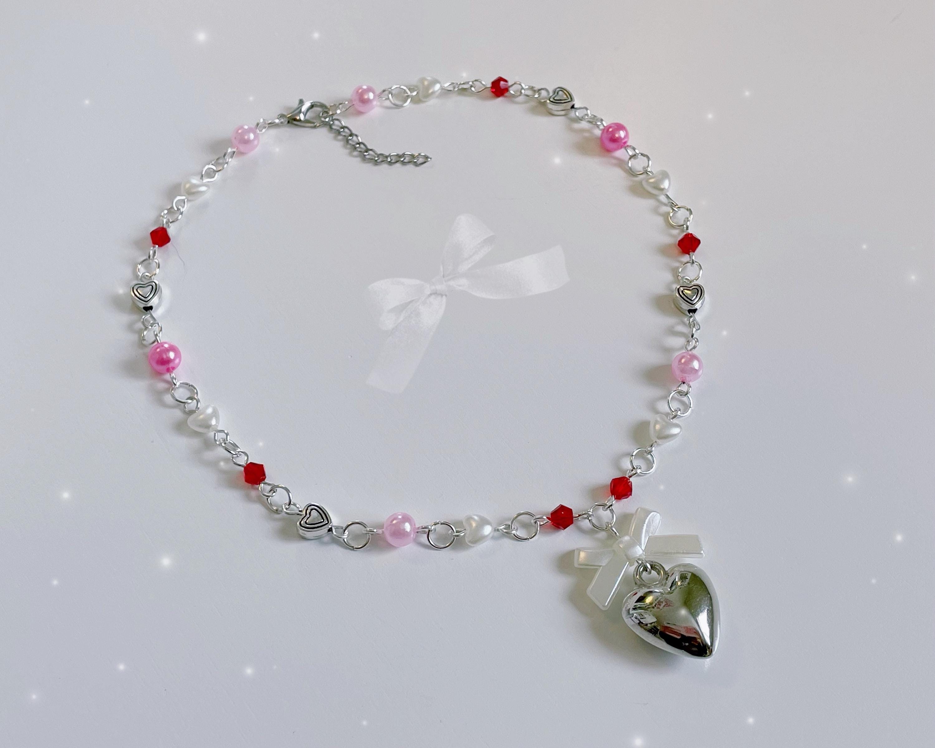 Lot De Colliers Fantaisie Ras Du Cou Perles Roses Rouges - 139 Grammes, Occasion, Modèle W641