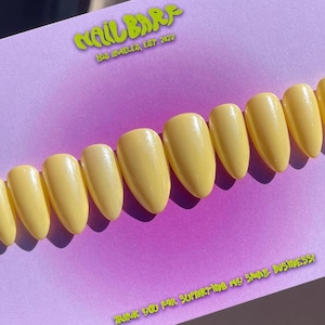 GLAZED YELLOW: Chrome Light Yellow Press-On Nails, Iridescent, Glazed, Pearl, Fake Nails, Acrylic Nails, Press-on Nails, Summer Nails