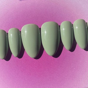SAGE GREEN: Press-On Nails, Luxury Handmade, Fake Nails, Acrylic Nails, Fall Nails, Winter Nails