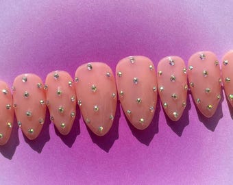 Light Pink Rhinestone Gel Press-on Nails
