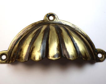Antique bronze shell handle