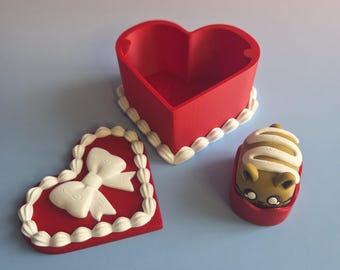 Heart Cake Box with Bunny/Kitty Fidget Clicker