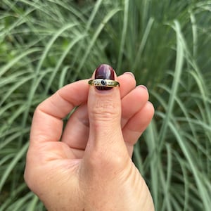Vintage balloon ring with sapphire and diamond | 18k | 18 karat solid gold