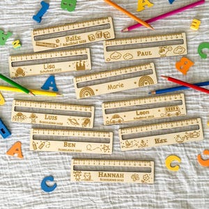 Ruler for school enrollment – personalized wooden ruler with name & motif – reading aid included