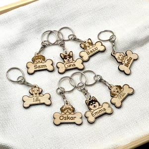 Personalized wooden keychain with animal motif & bone – Engraved with name – Gift for children, dog lovers, school bags