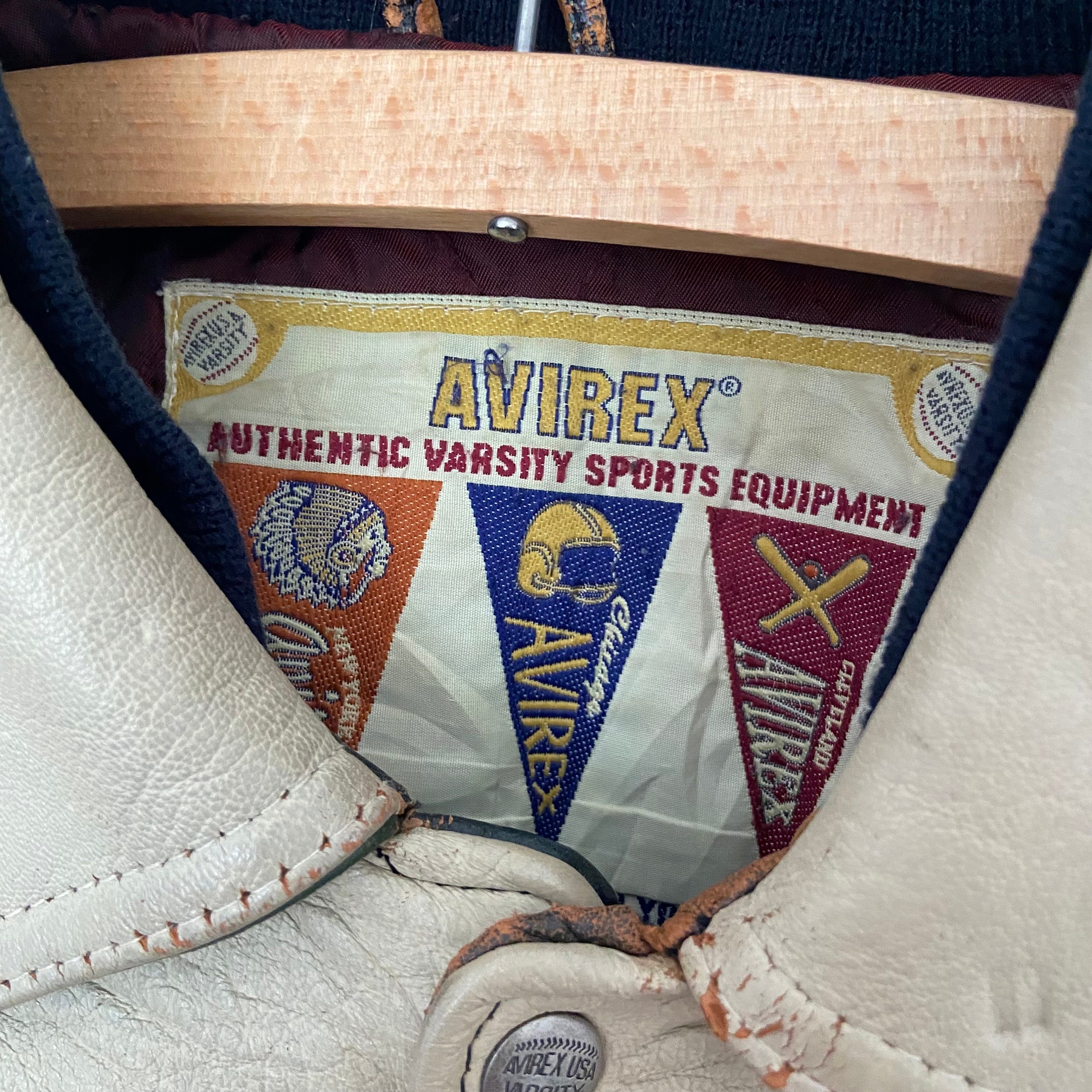 Avirex Jacket USA Rare Northwest Wild Bears Varsity Vintage Avirex Jacket USA Rare Northwest Wild Bears Varsity Vintage