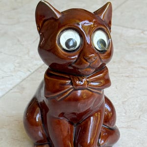 Gorgeous Kitsch Cat Money Box / Piggy Bank by P&K Vintage