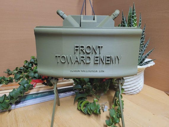 M18A1 Claymore Mine Inert Replica: Full Scale Military Prop - Etsy