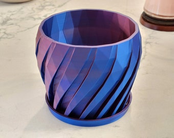 Two-Tone Geo Stripes Planter | Modern Geometric Decor | Spiral 3D Printed Plant Pot | Colorful Gift | Multiple Sizes for Office or Bedroom