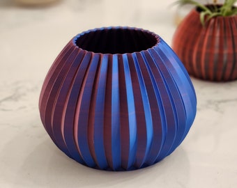 Two-Color Blooming Ridges Planter | 3D Printed Plant Pot Featuring Modern Vertical Stripes | Perfect for Air Plants and Succulents