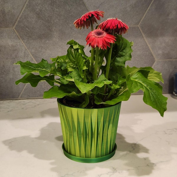 Two-Color Verti-Groove Planter | Modern 3D Printed Plant Pot With a Classic Shape | Vertical Ridges and a Wide Opening