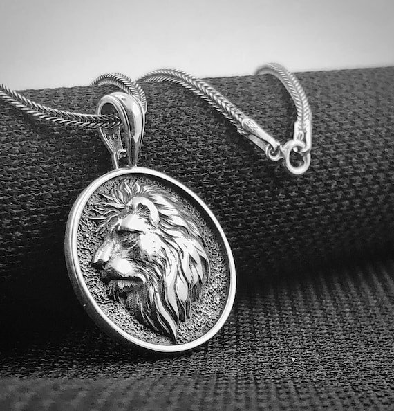 Collana in argento sterling 925 con ciondolo a forma di leone - Italia