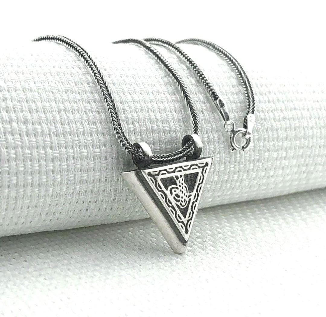 925 Sterling Silver Triangle Taweez Amulet Talisman Locket
