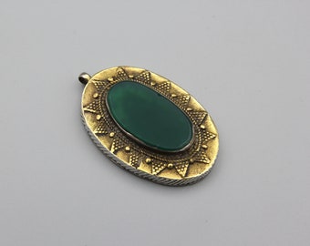 Vintage Kazakh Silver Pendant: Green Agate Ethnic Tribal Jewelry