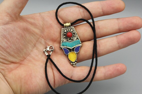 Vintage Pendant Necklace Tibetan Ethnic Tribal Ha… - image 8