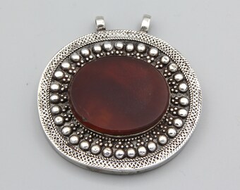 Colgante afgano vintage de plata: joyería étnica tribal de ágata roja