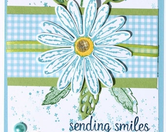 Sending Smiles Daisy Greeting Card